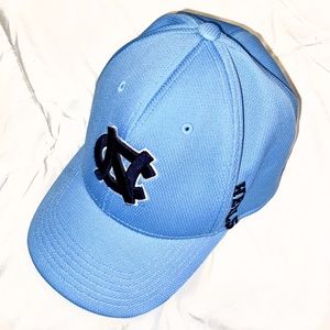 UNC CHAPEL HILL HAT